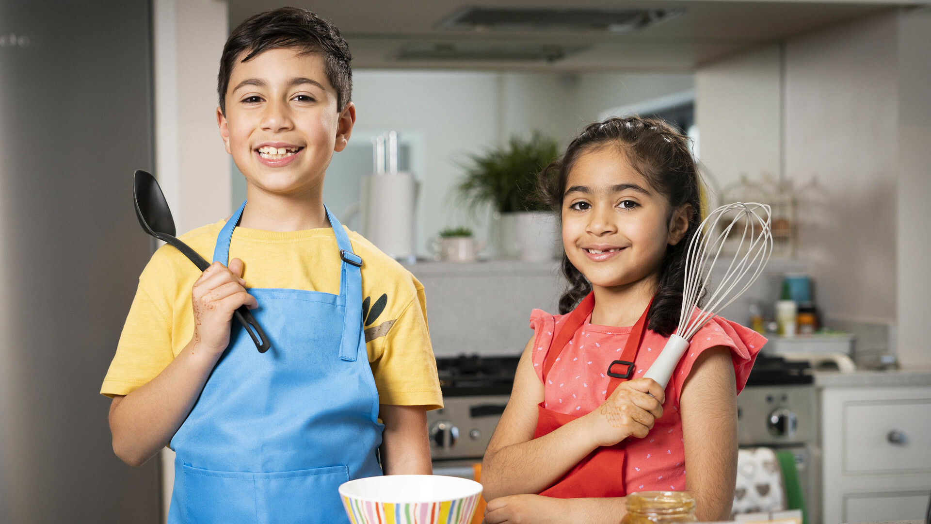 Watch Cooking with the Gills Season 1 Episode 3: Vegetable Samosas ...
