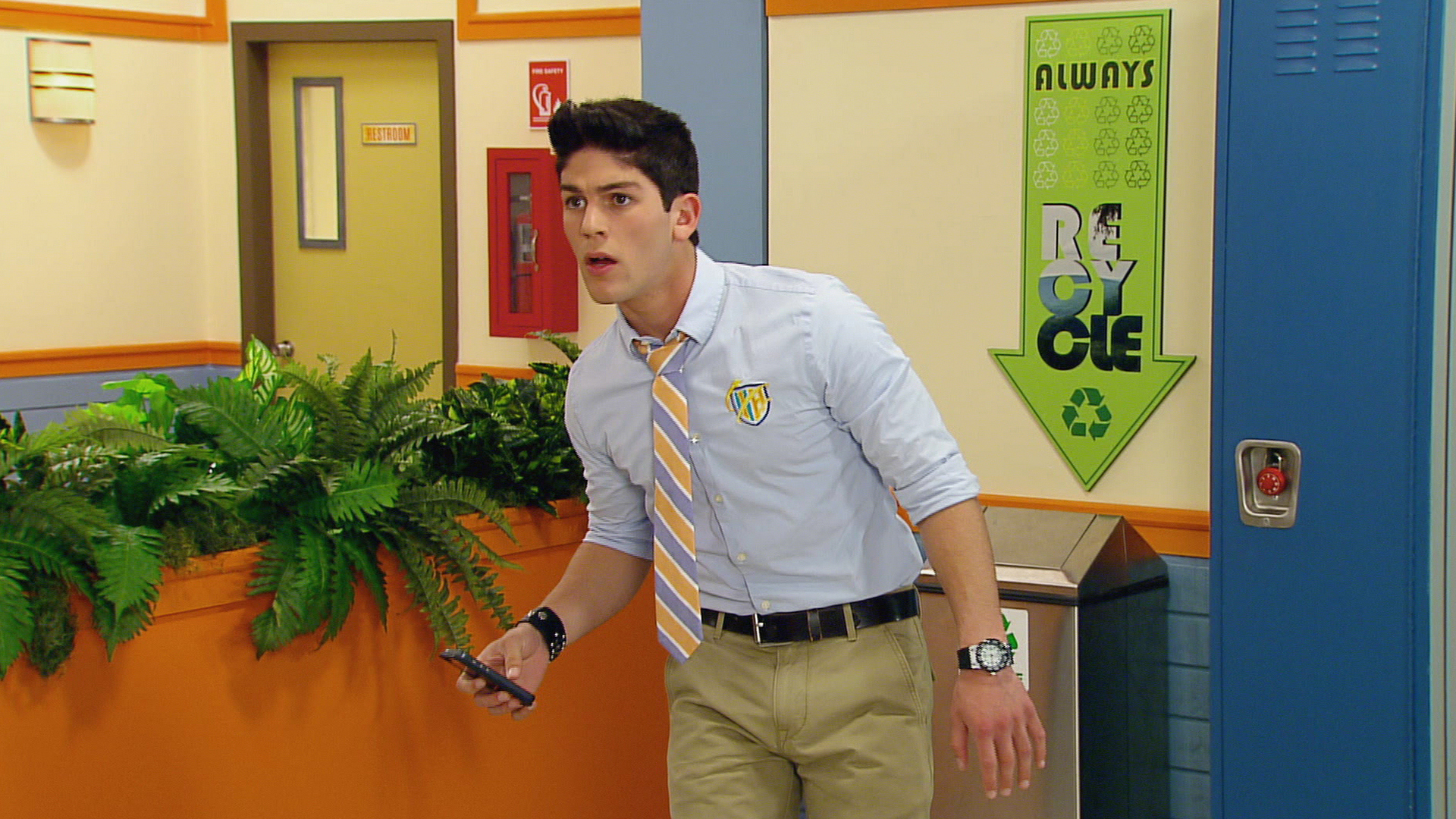 Ve Every Witch Way: Every Witch Way - La verdad sobre los Kanays - Every Witch Way Season 1 Episode 18