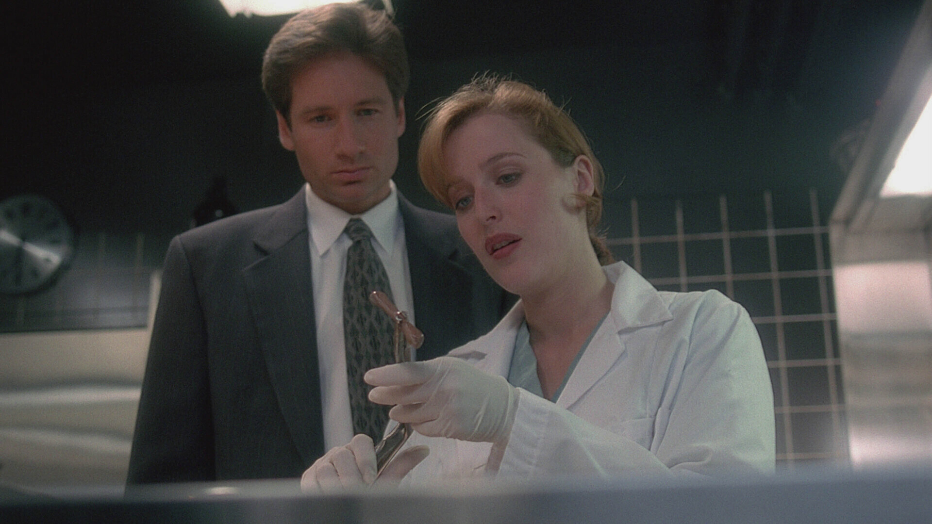 Watch The X-Files: The X-Files - 2shy - Full Show on Paramount+ United - Watch The X Files Season 5 Episode 11
