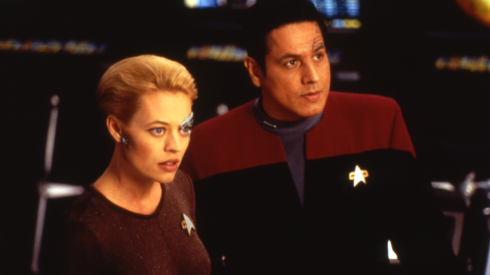 Ve Star Trek: Voyager: Star Trek: Voyager - Conspiración en la Voyager - Star Trek Voyager Season 5 Episode 15