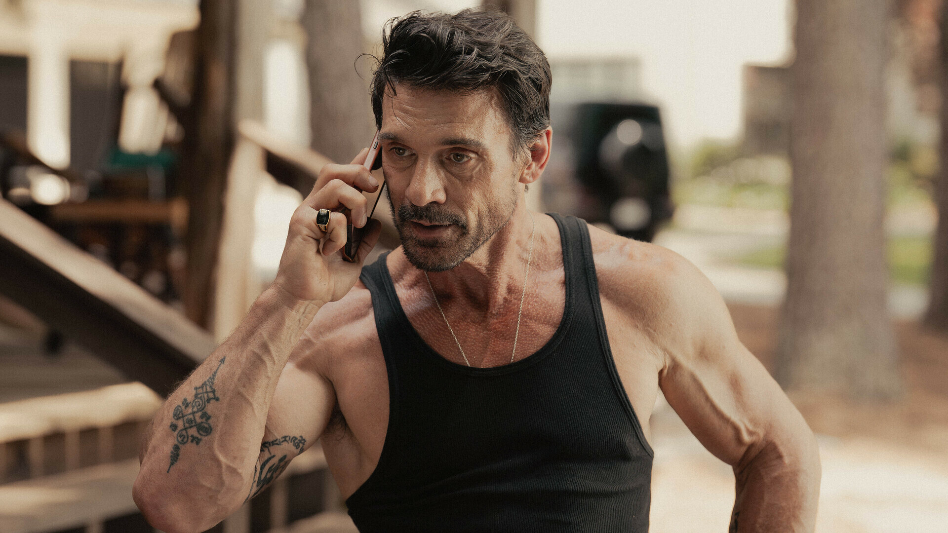 Schaue dir Tulsa King Staffel 2 Folge 5 Tulsa King Der Kampf gegen Windmühlen an Paramount+