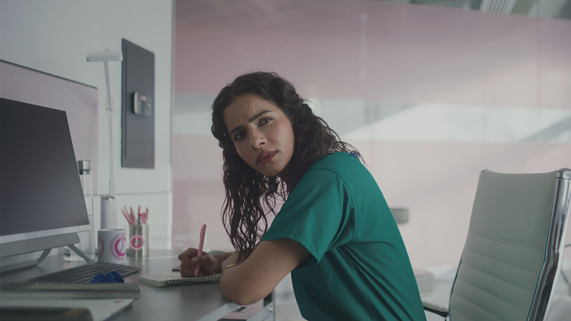 Watch Curfew Season 1 Episode 2: Lovers - Paramount+ United Kingdom