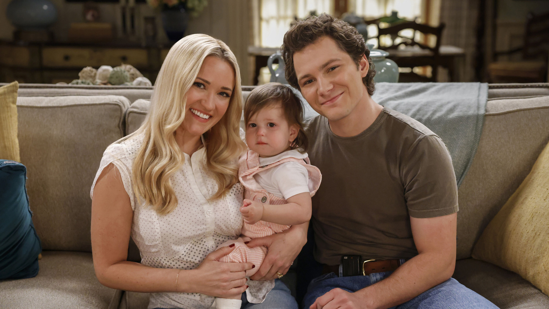 Watch Georgie & Mandy's First Marriage Season 1 Episode 10: A House Divided - Full show on CBS