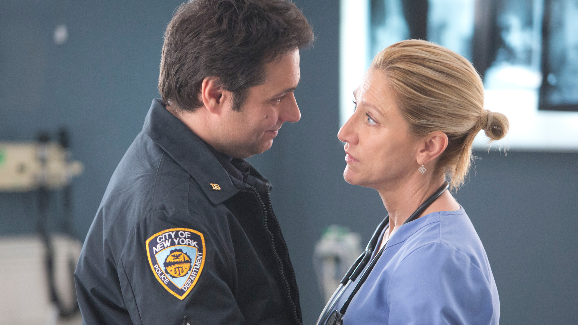 Watch Nurse Jackie Season 5 Episode 7: Teachable Moments - Paramount+ ...
