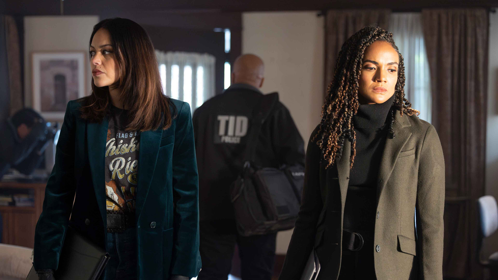 Watch The Rookie Season 6 Episode 7: Crushed - Paramount+ Canada