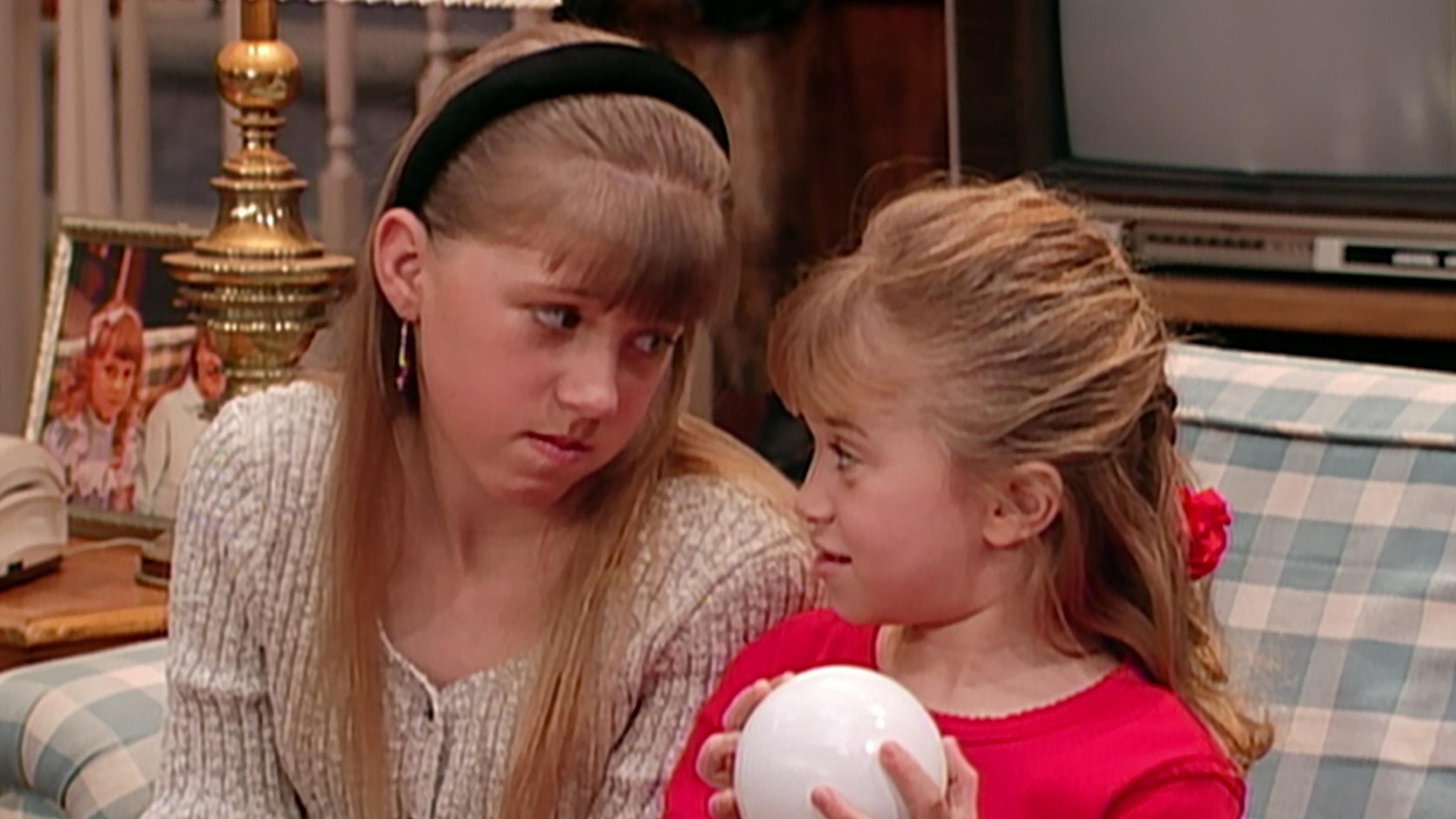 Watch Full House Season 7 Episode 22: A Date with Fate - Paramount+ Canada