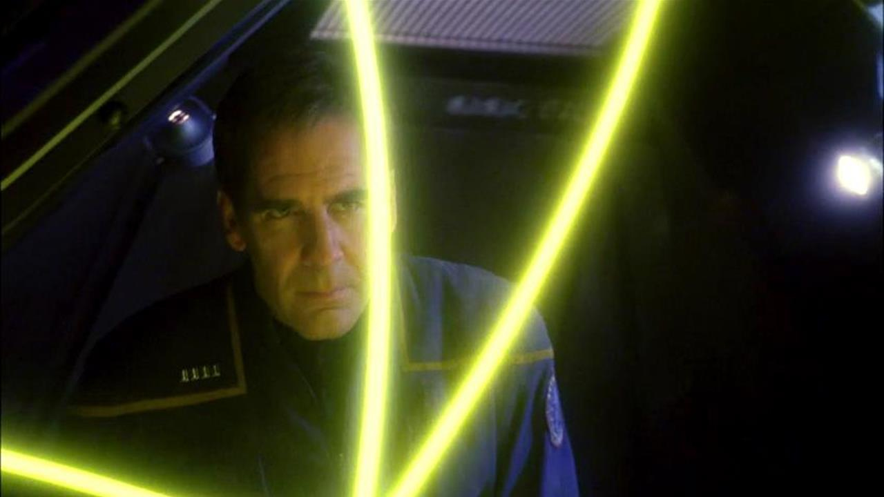 Watch Star Trek Enterprise Season 2 Episode 25 Bounty