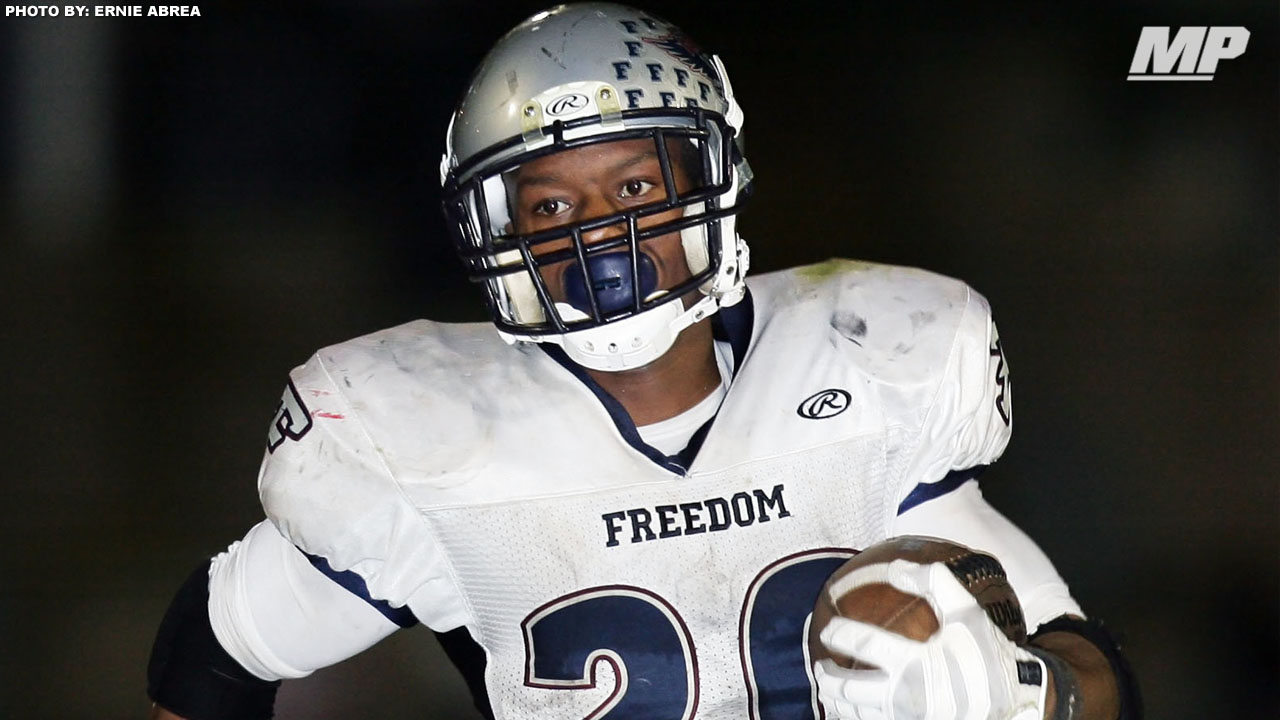 Freedom High School football player Joe Mixon of Oakley, catches a