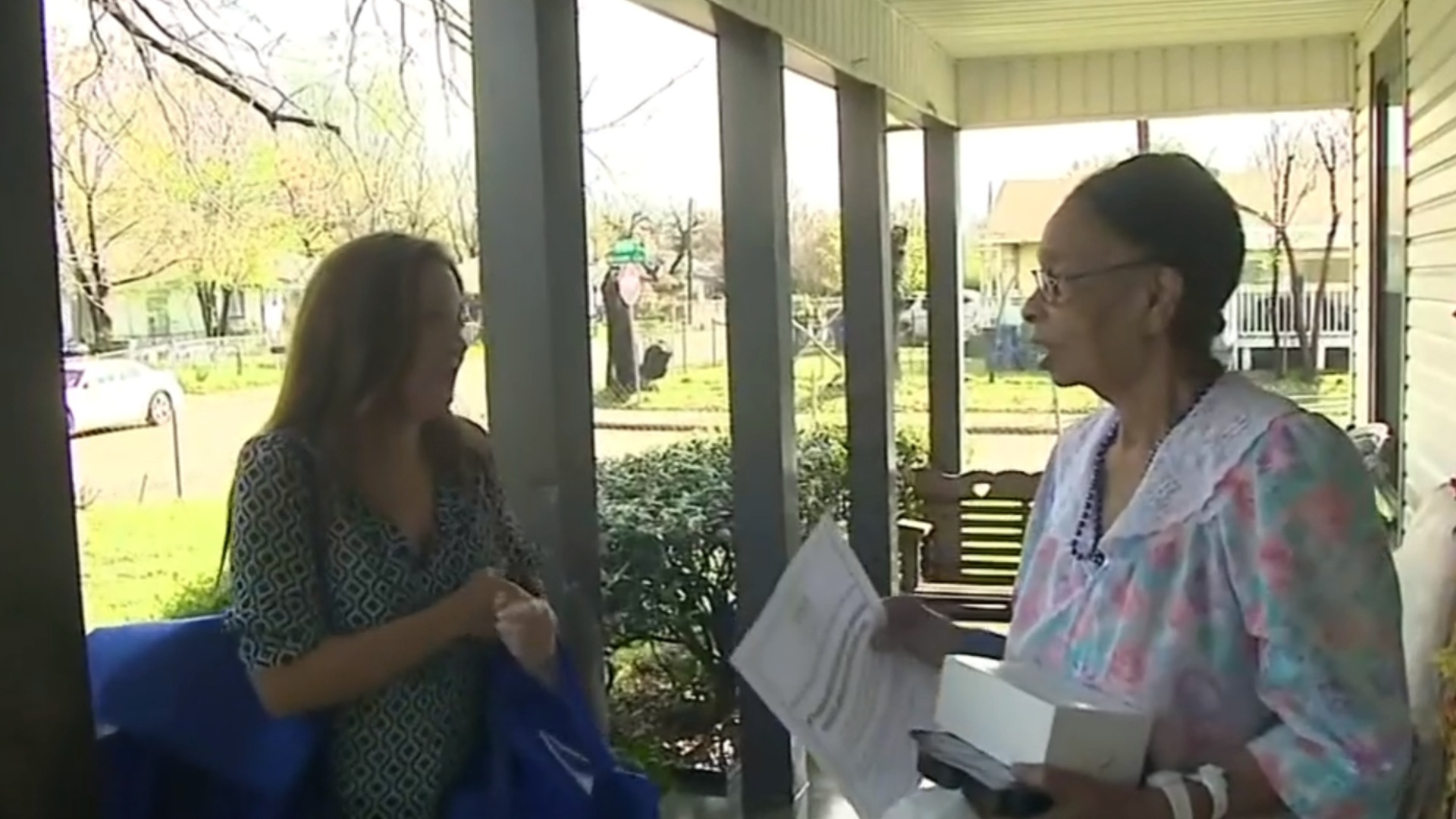Watch Cbs Evening News Volunteers Help Millions Of Elderly Americans Full Show On Cbs All Access