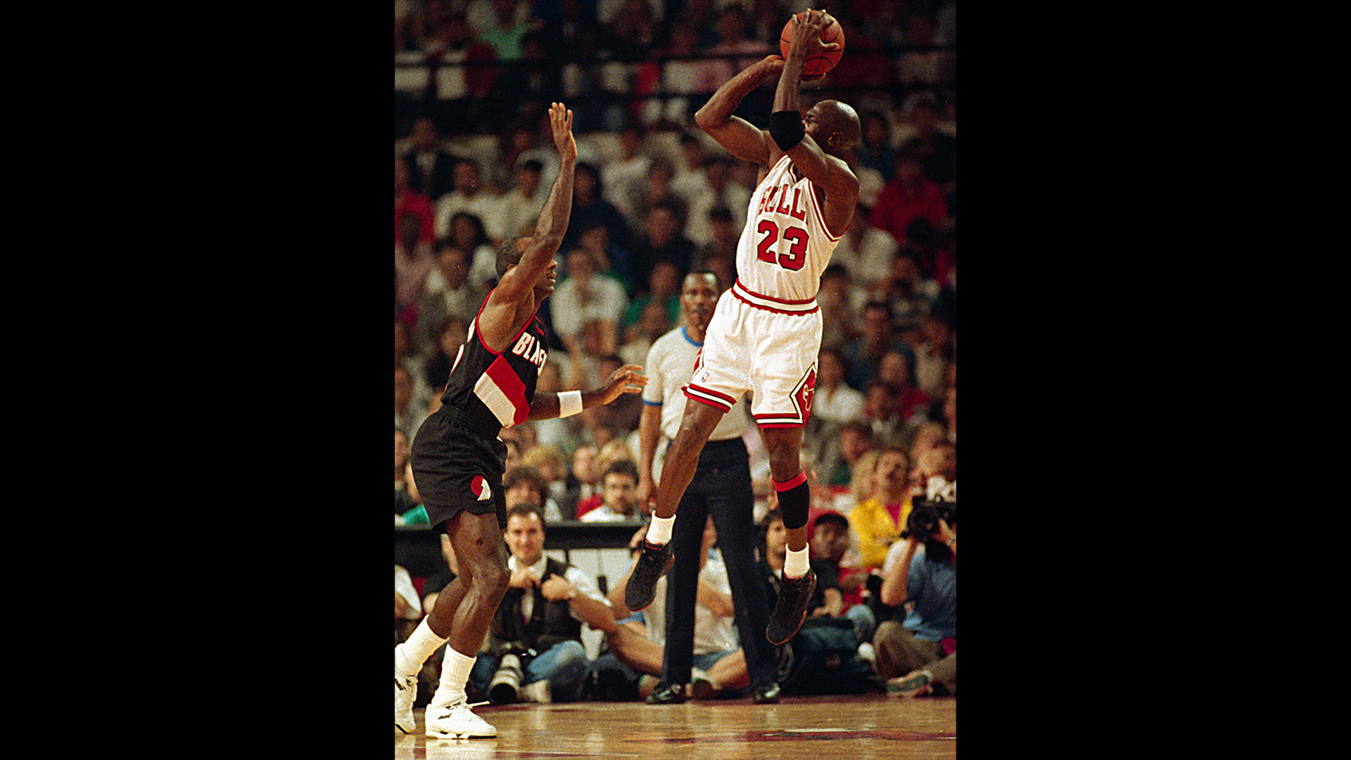 Watch 60 Minutes Overtime Michael Jordan's advice for parents - Paramount+