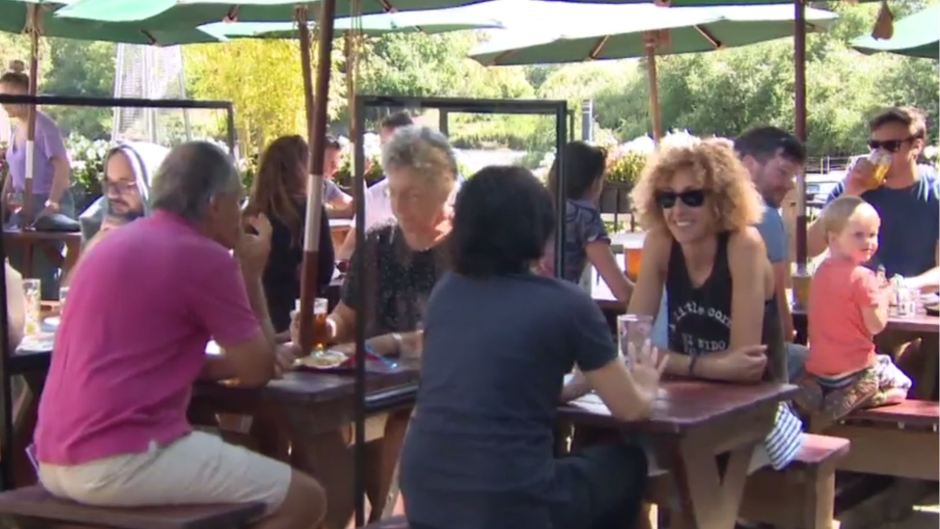 Watch Cbs Evening News Social Distancing Rules Defied As Uk Pubs Reopen Full Show On Cbs All Access