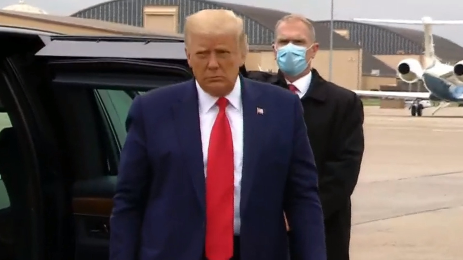Watch Cbs Evening News Trump Visits Kenosha Amid Protests Over Police Shooting Full Show On Cbs All Access