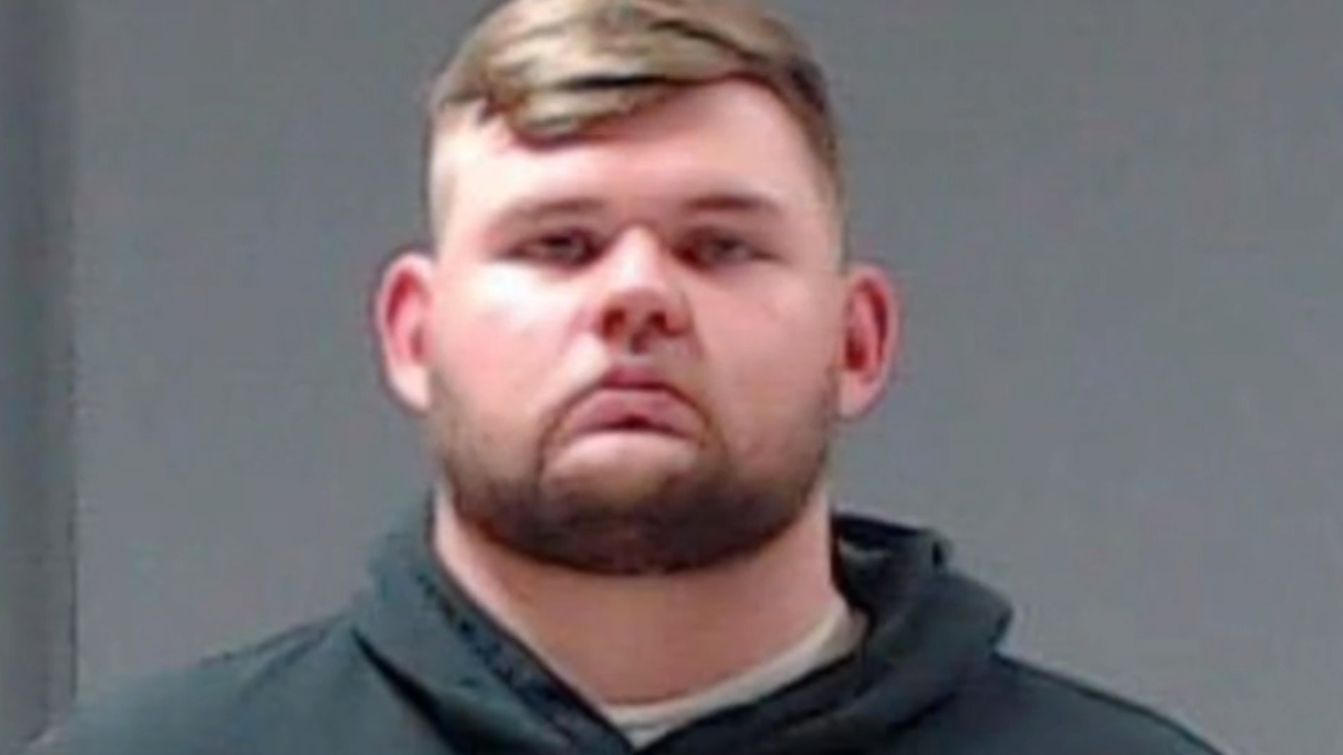 Watch CBS Evening News Texas officer charged in fatal shooting of