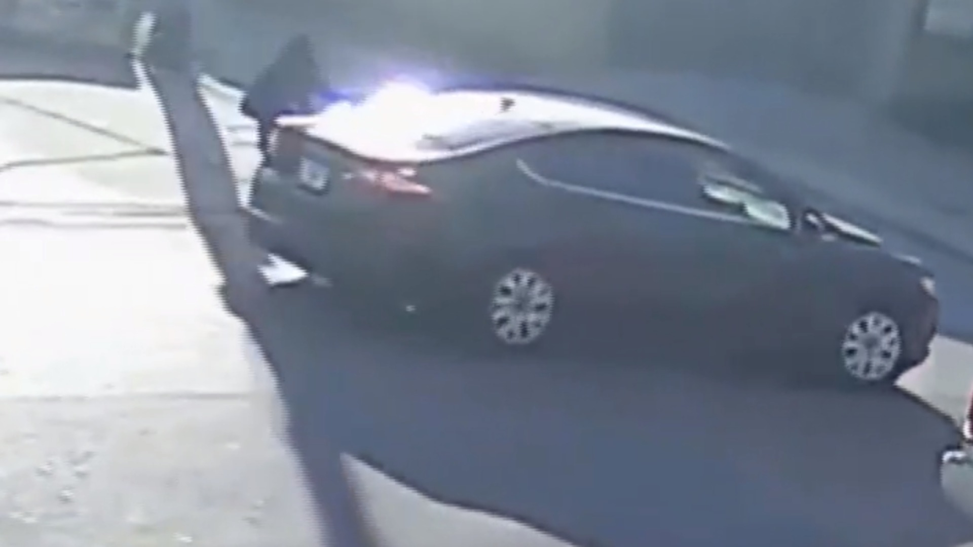 Watch CBS Evening News Police warn of nationwide surge in carjackings