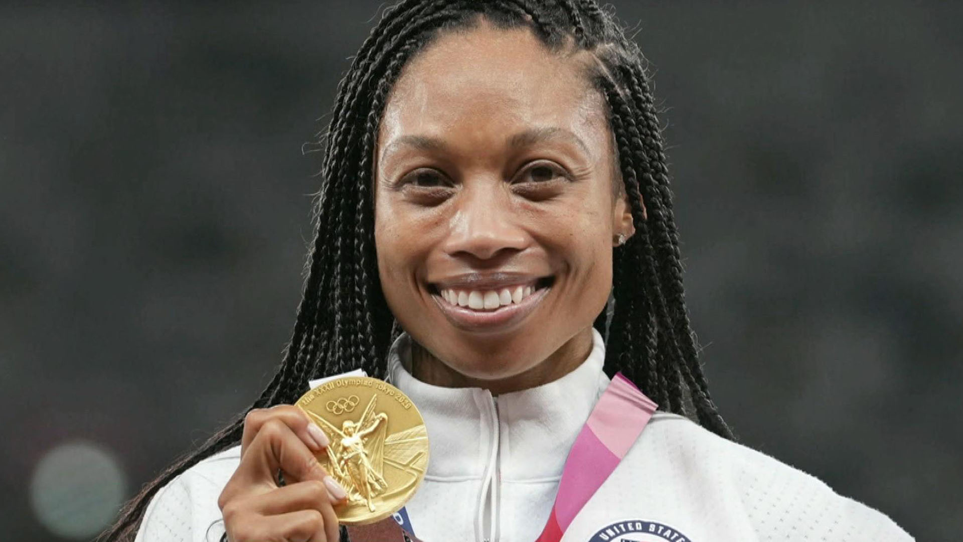 Watch CBS Evening News: Allyson Felix wins 11th Olympic medal