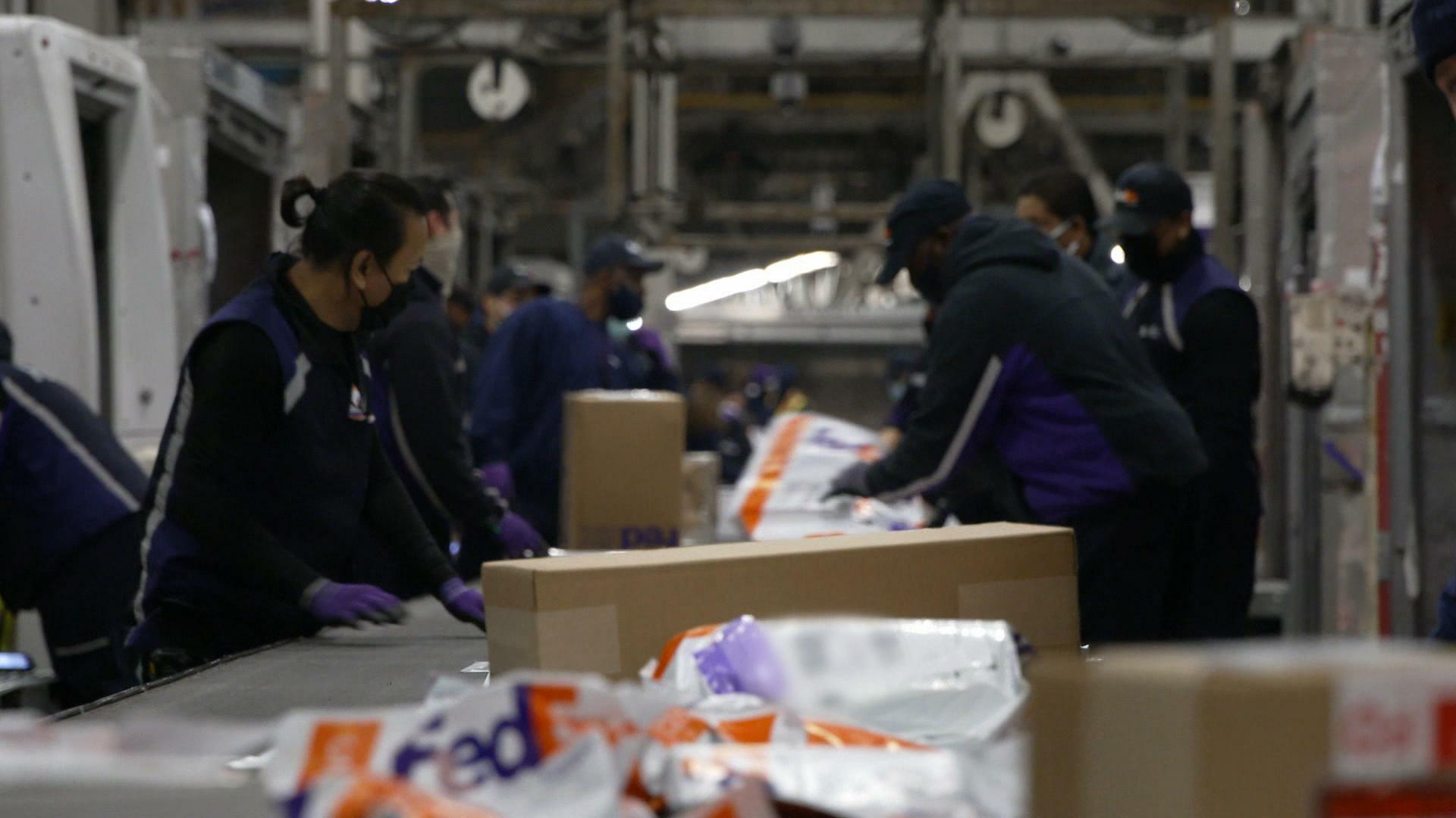 Watch CBS Mornings Exclusive look inside FedEx shipping facility