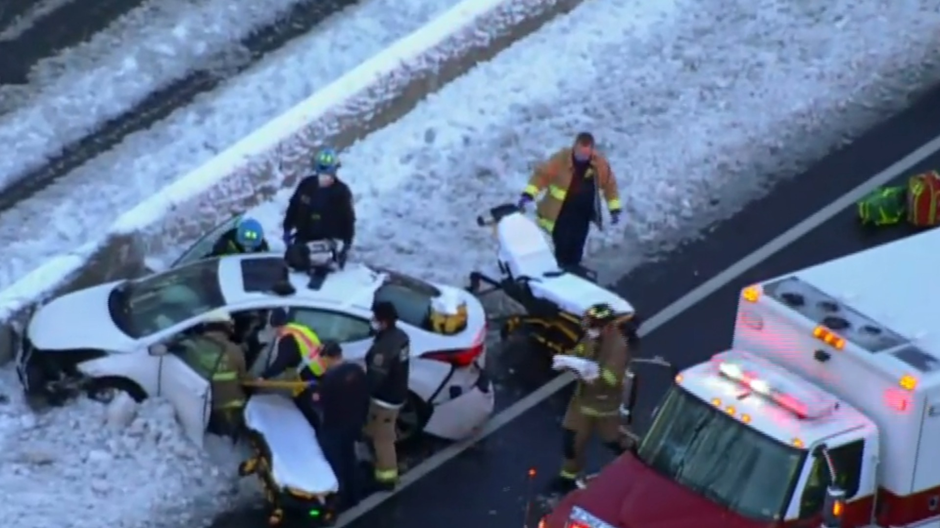 Watch CBS Evening News Winter storm and COVID surge cause travel chaos ...