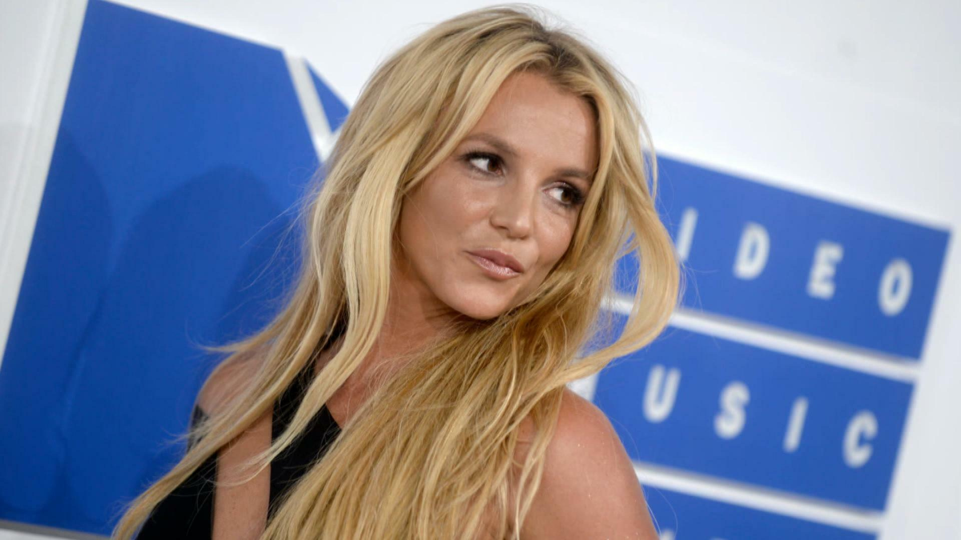 Britney Spears Pole Dances to Nine Inch Nails' 'Closer': Watch