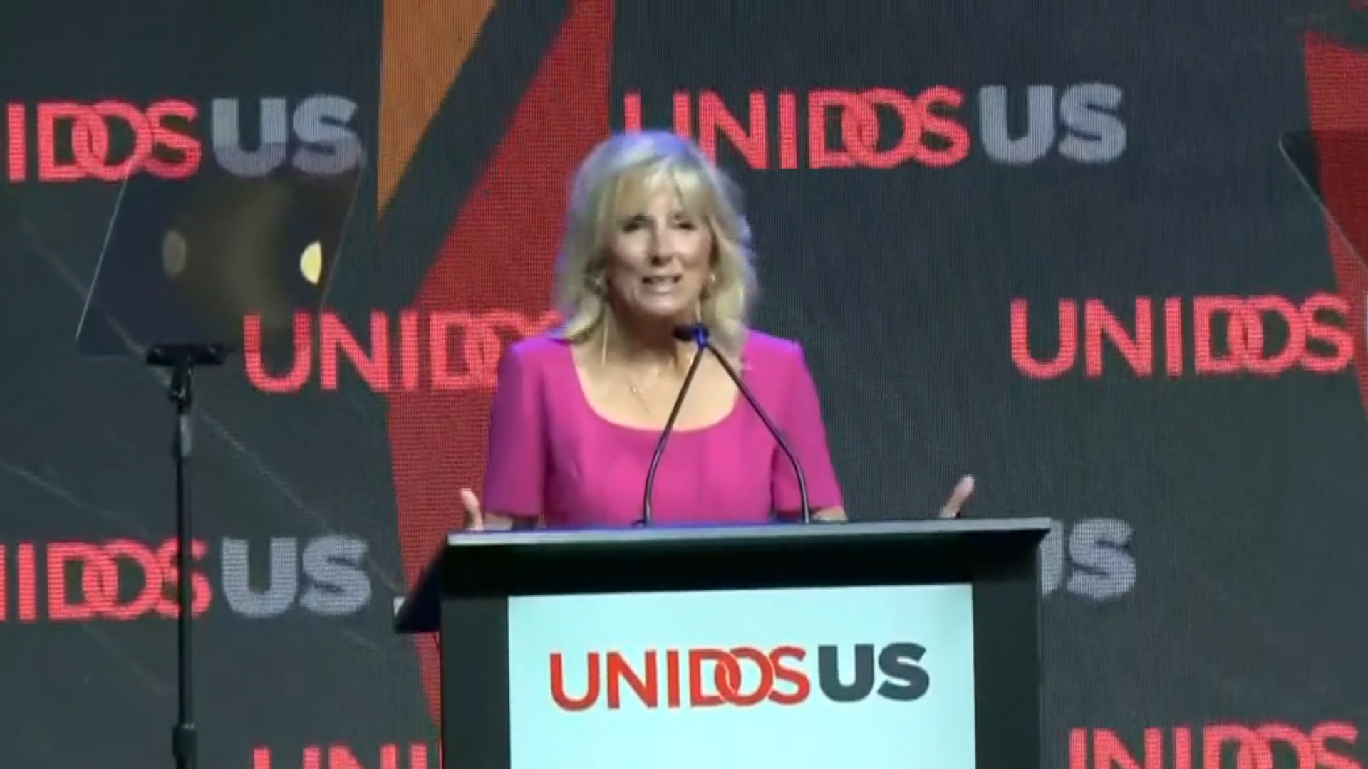 Watch CBS Evening News Jill Biden apologizes for comparing Latinos to