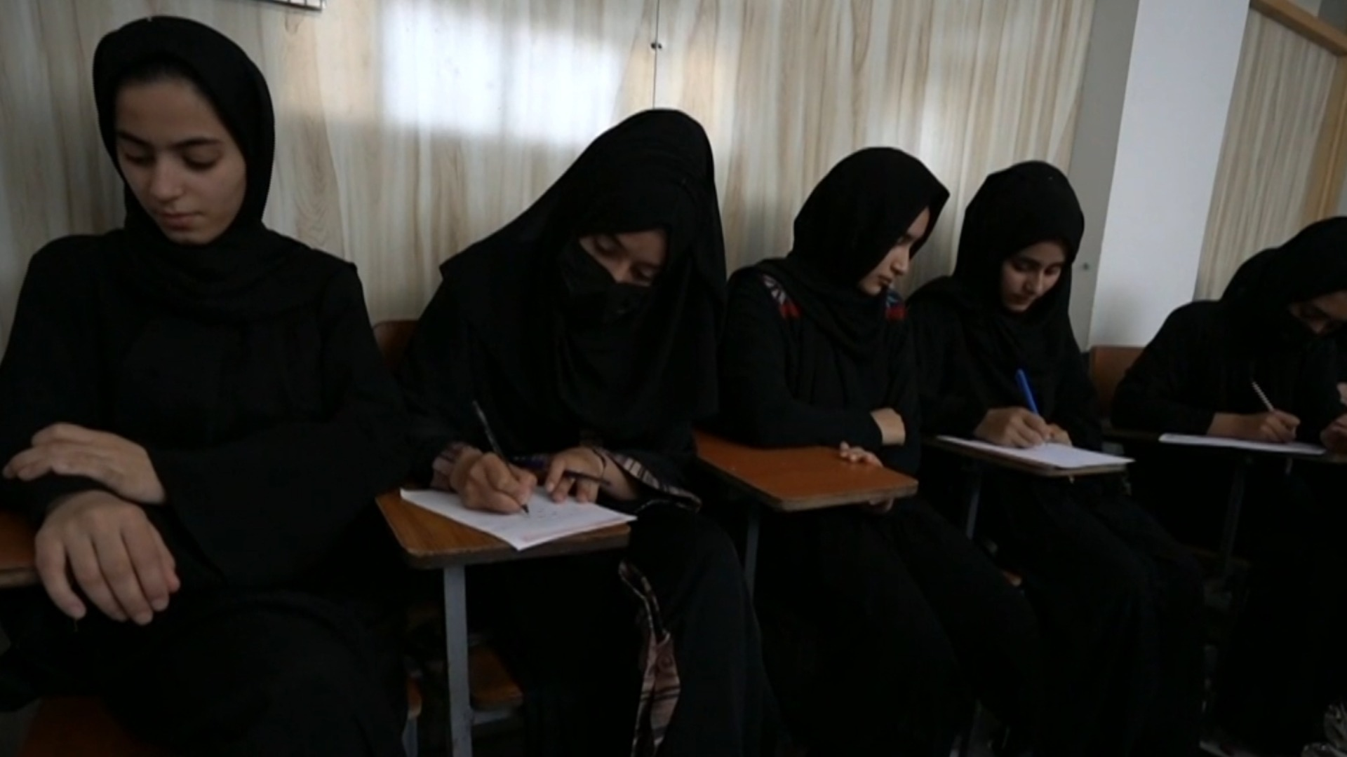 Watch Cbs Evening News Afghan Girls Defy Taliban Rule By Seeking Education Full Show On Cbs