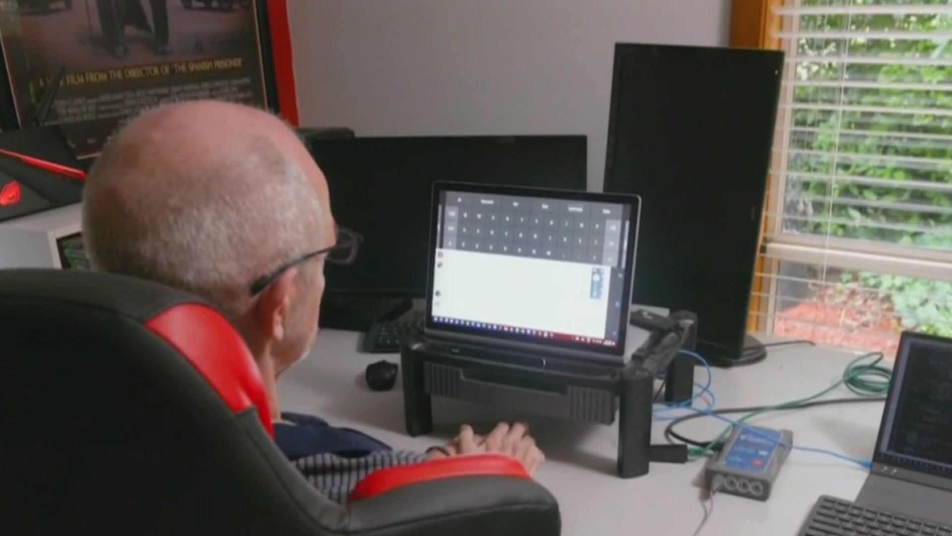 Watch CBS Evening News Brain implant uses thoughts to send texts ...