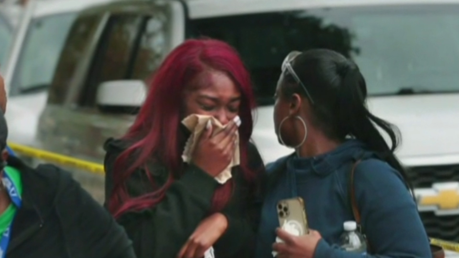 Watch CBS Evening News: At least 2 killed in St. Louis school shooting ...