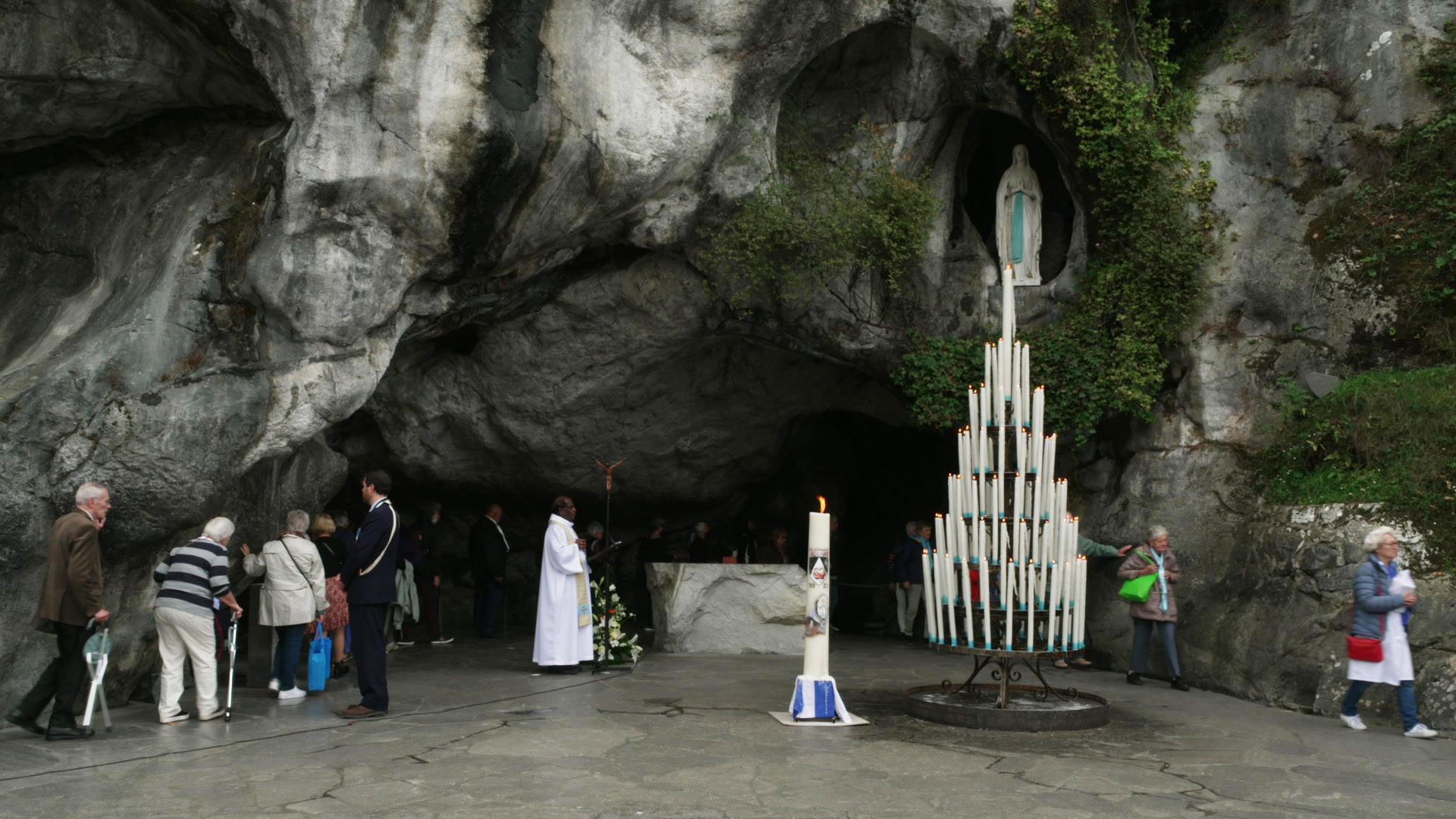 Watch 60 Minutes Season 55 Episode 14 Scrutinizing the medical