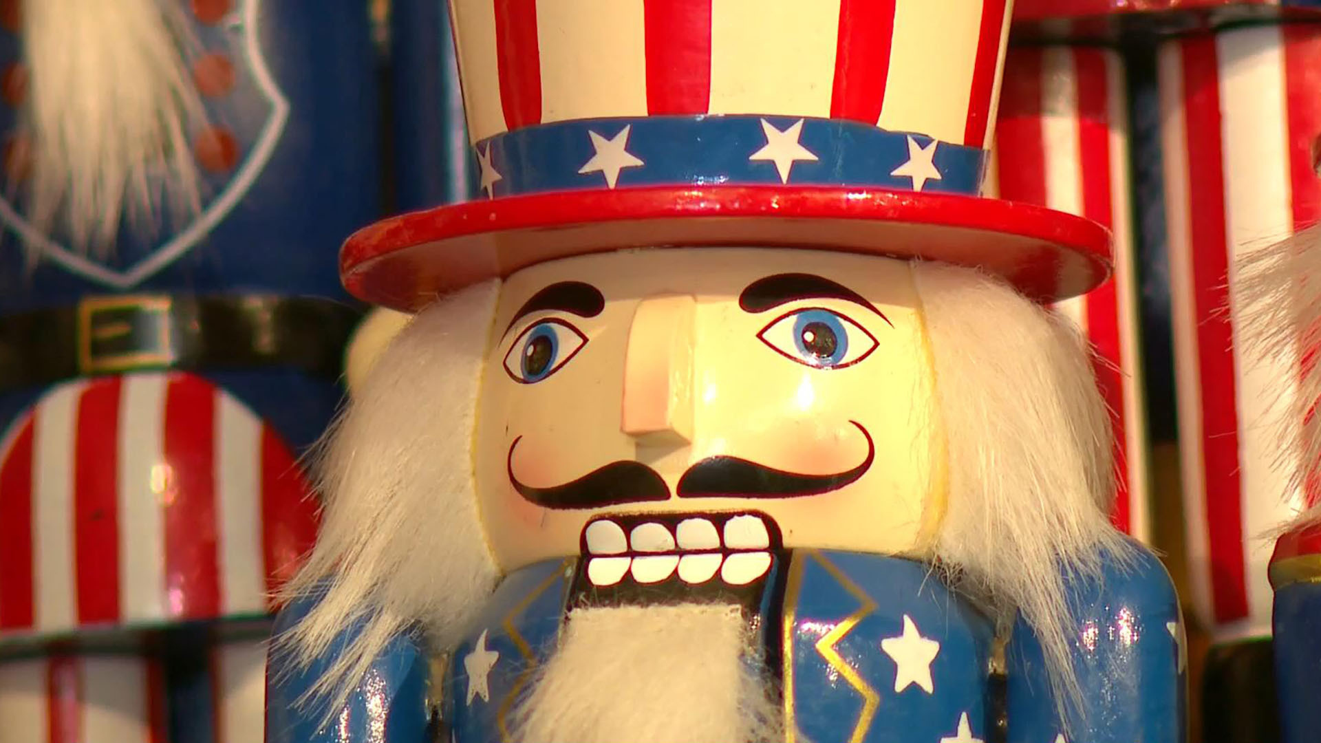 Watch CBS Evening News Minnesota town has more nutcrackers than people