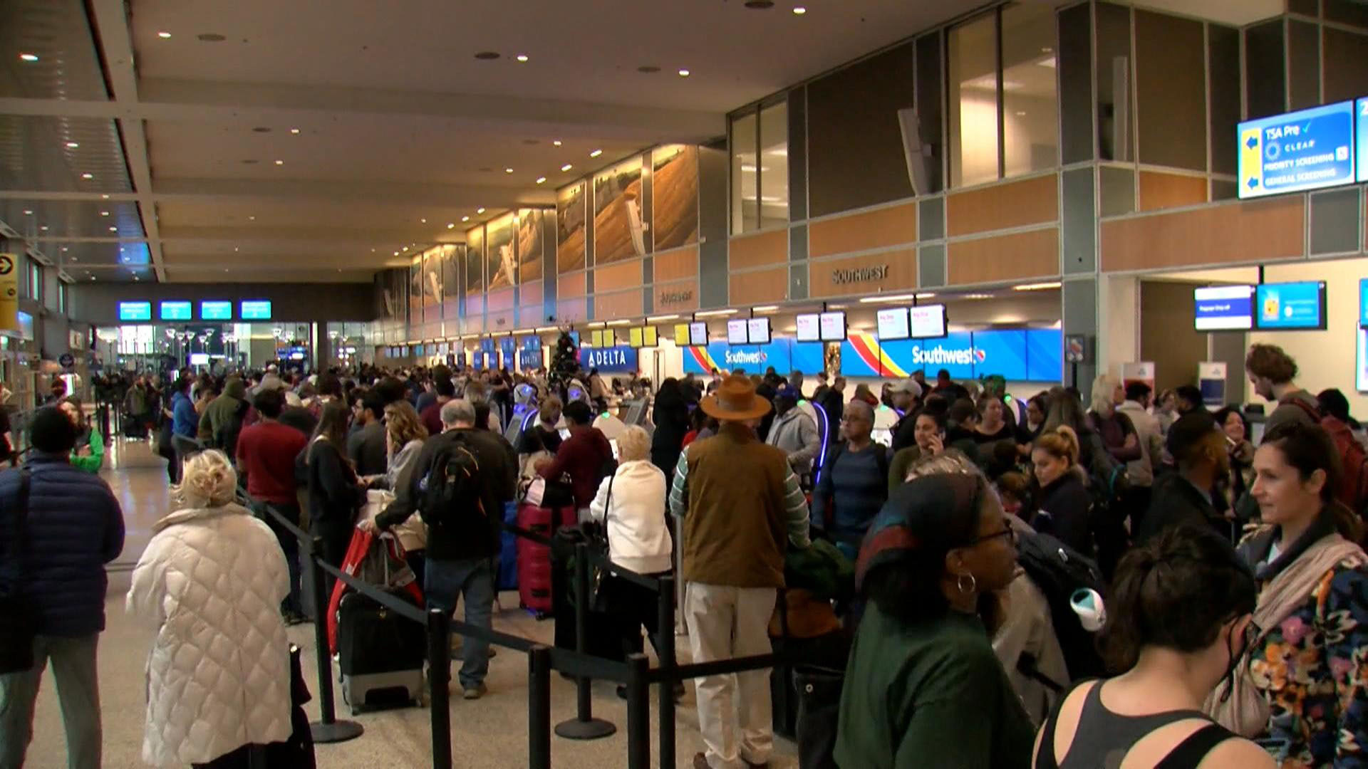 Watch CBS Mornings Southwest flight cancellations continue Full show