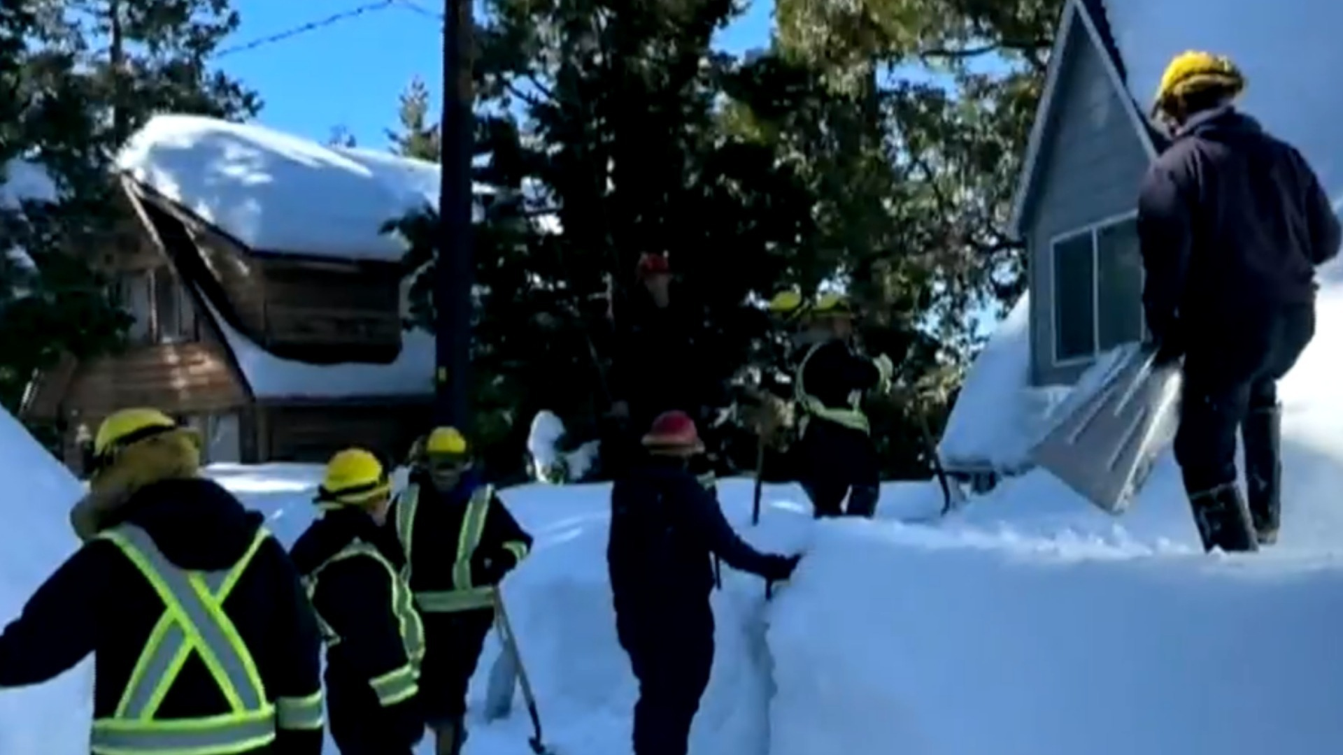 Watch CBS Evening News Some Californians still trapped in by snow ...