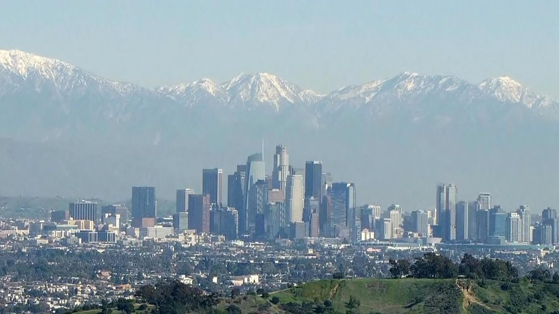 Americans Are Fleeing Los Angeles More Than Anywhere Else for