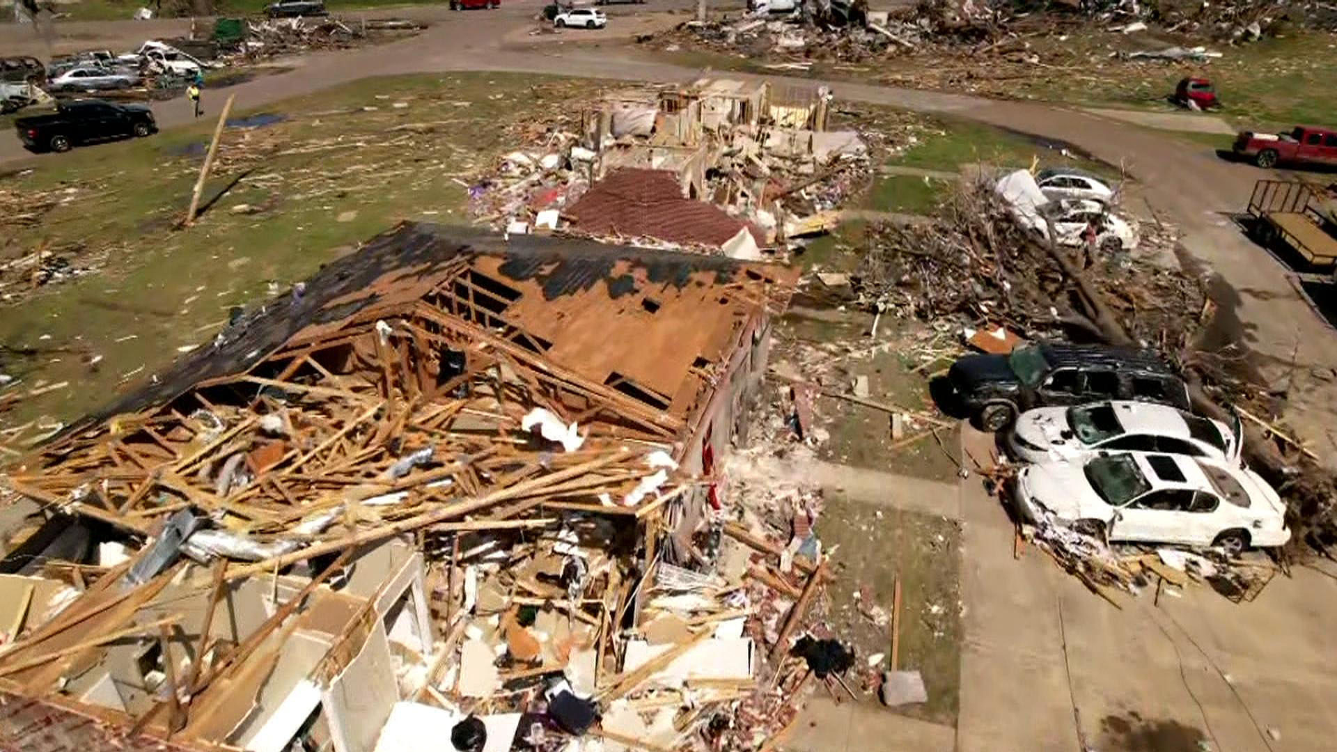 Watch CBS Saturday Morning At least 7 dead after tornadoes - Paramount+