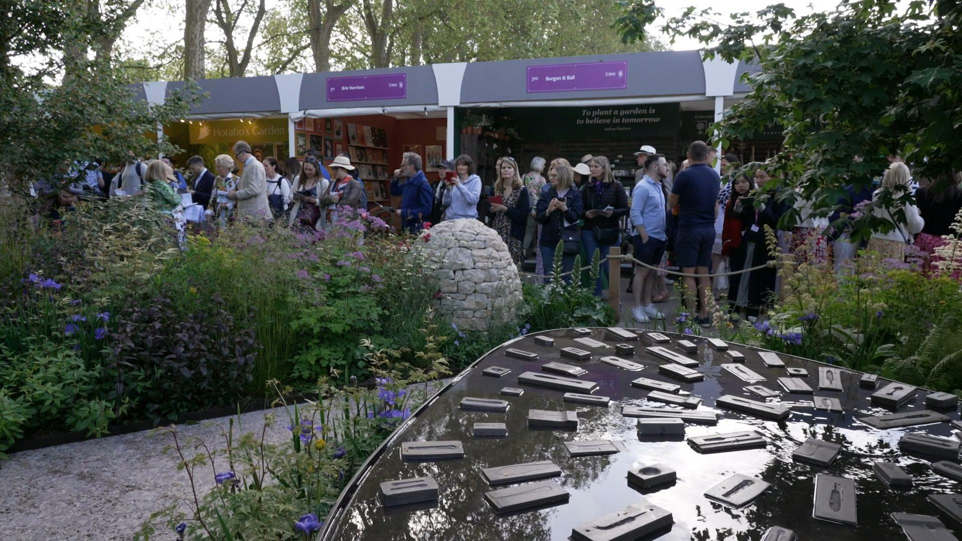 Watch CBS Saturday Morning The Chelsea Flower show blooms in the UK Full show on CBS