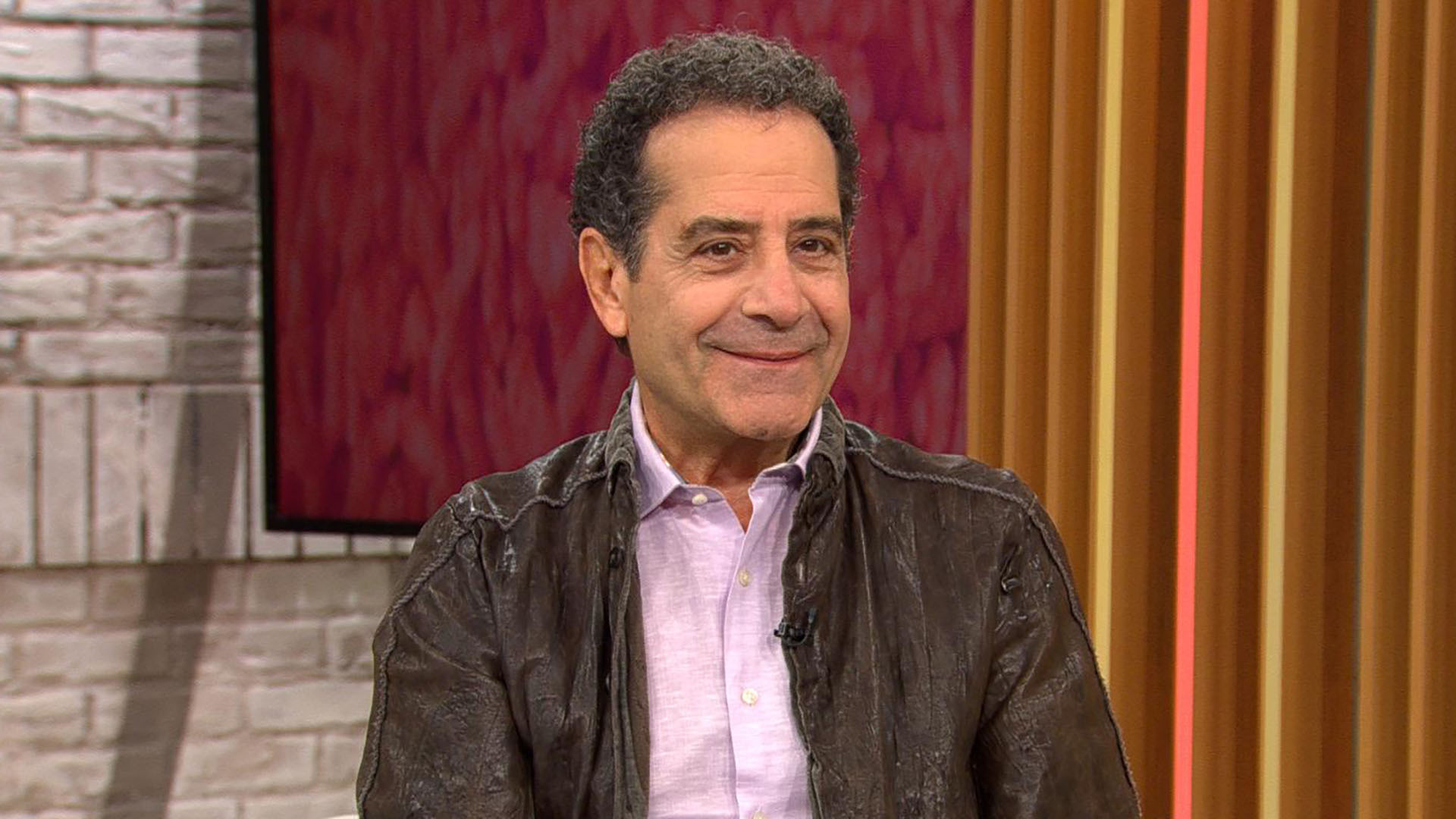 Watch CBS Mornings Tony Shalhoub on his new movie "Flamin