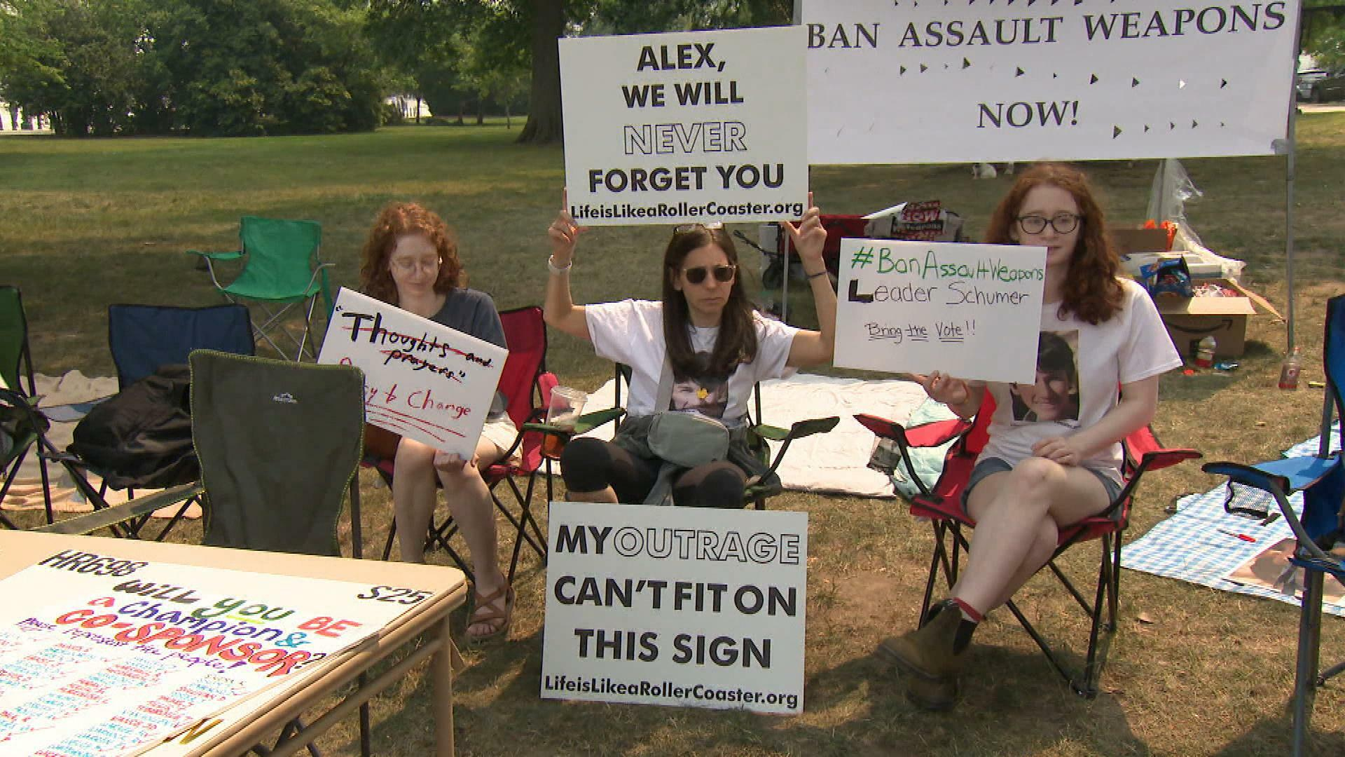 Watch CBS Saturday Morning A closer look at gunsafety legislation