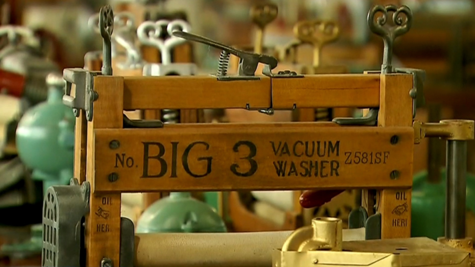 Watch CBS Evening News Antique washing machine collector seeks