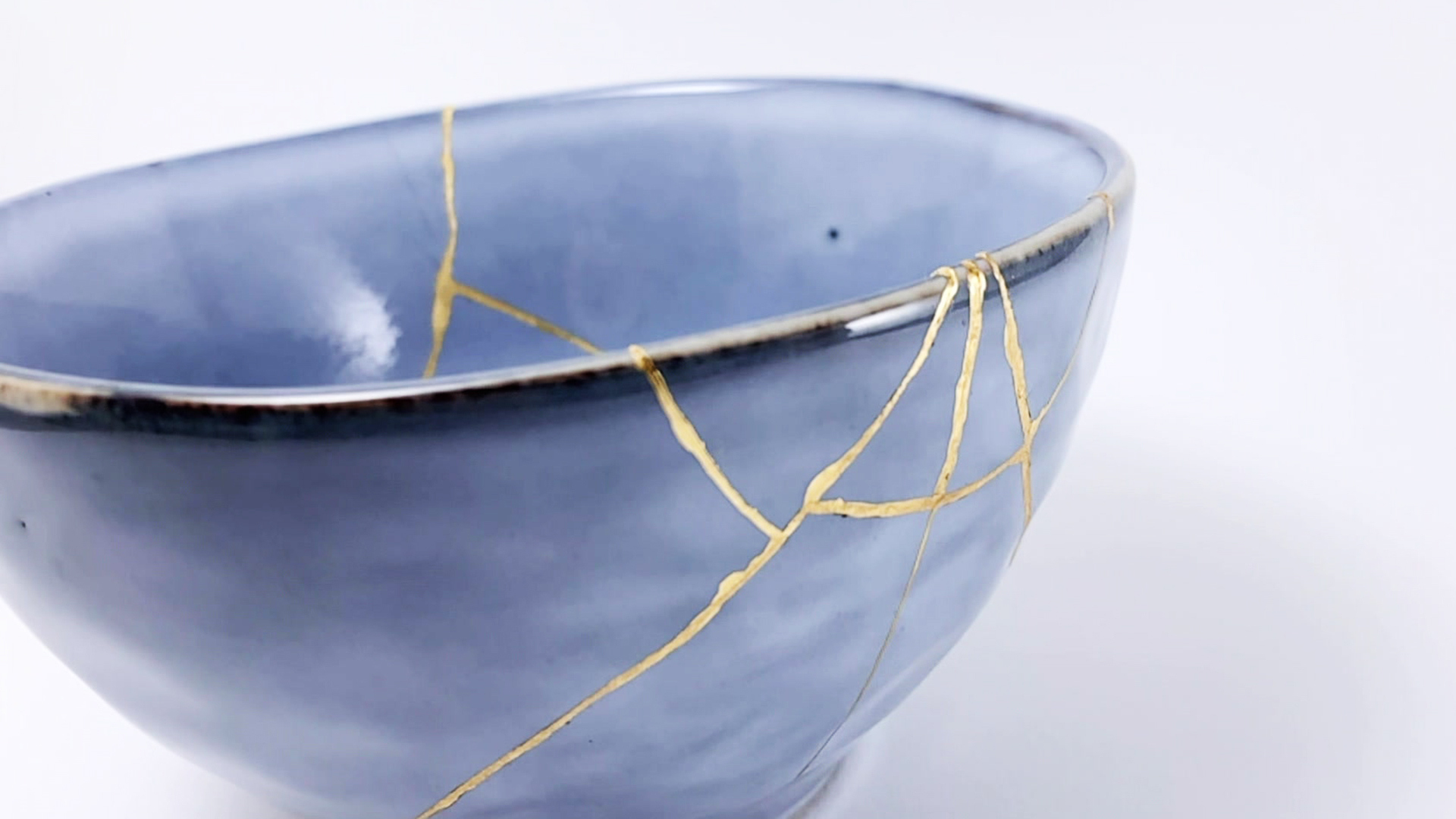 Watch Sunday Morning: Kintsugi, the ancient art of making shattered ...