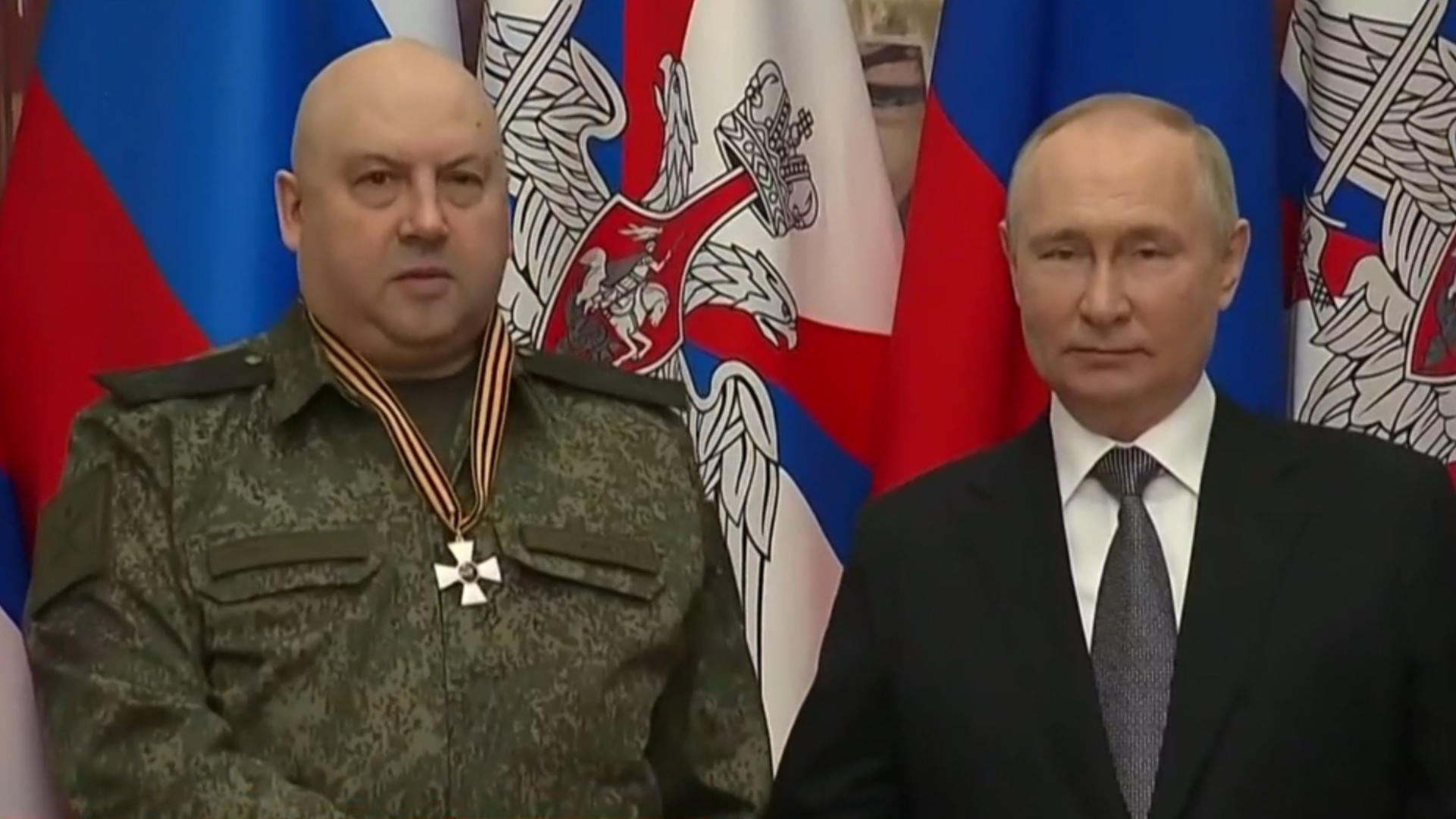 Watch CBS News Mornings Moscow removes top military general Full