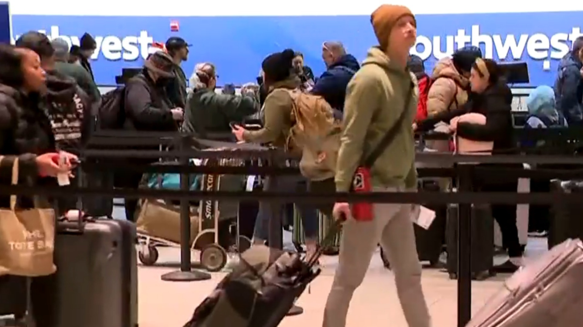 Watch CBS Evening News Millions hit the skies, roads ahead of