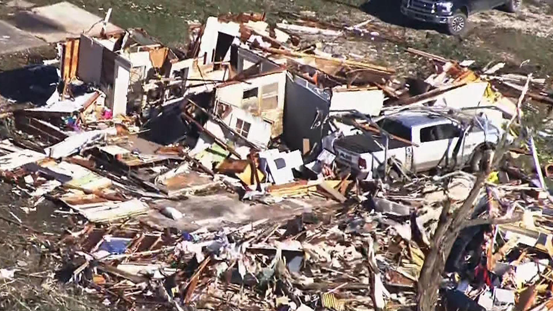 Watch CBS Mornings Communities look to rebuild after tornadoes - Paramount+