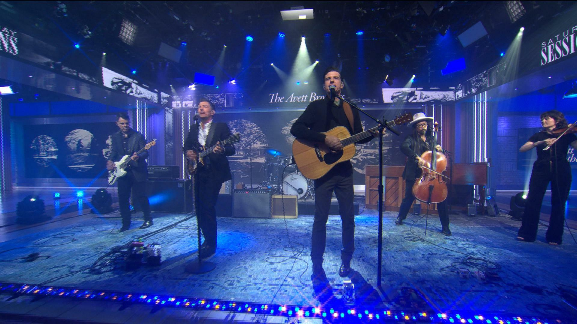 Watch CBS Saturday Morning The Avett Brothers perform "Orion's Belt