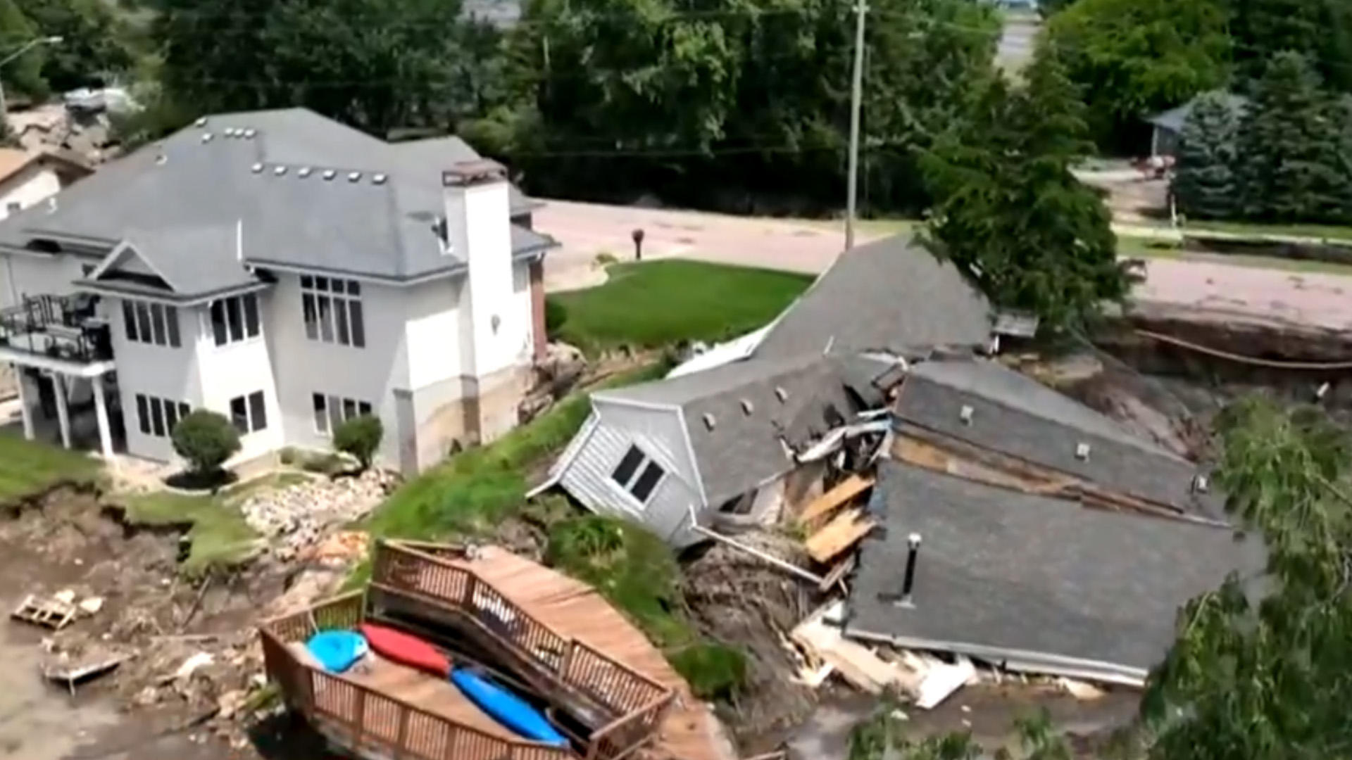 Watch CBS Evening News Season Episode Minnesota homeowners pick - Main Image