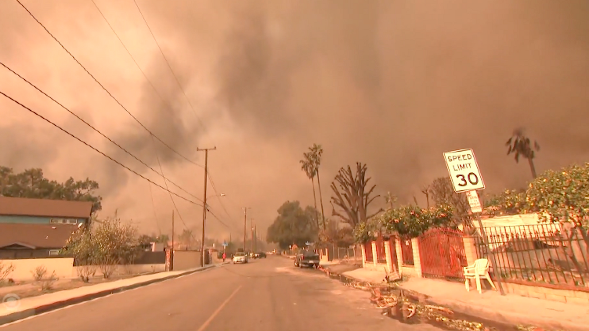 Watch CBS Evening News: Wildfire victims battle for insurance