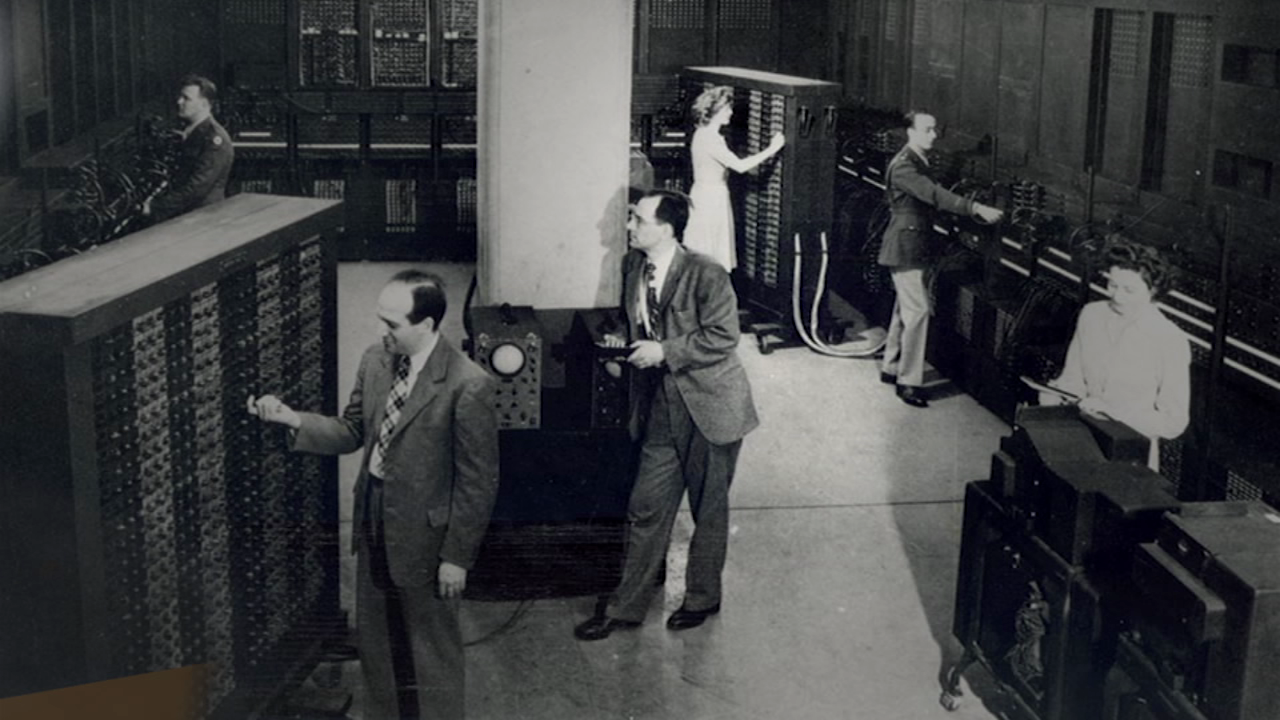 History in Five: The Creation of the Computer History in Five: The Creation of the Computer