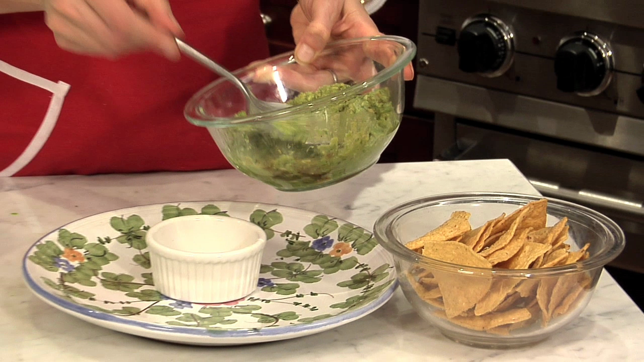 Bethenny Frankel's Mock-A-Mole Recipe Bethenny Frankel's Mock-A-Mole Recipe