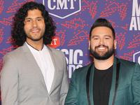 Dan Shay Dan And Shay How Not To Lyrics Dan And Shay How Not To