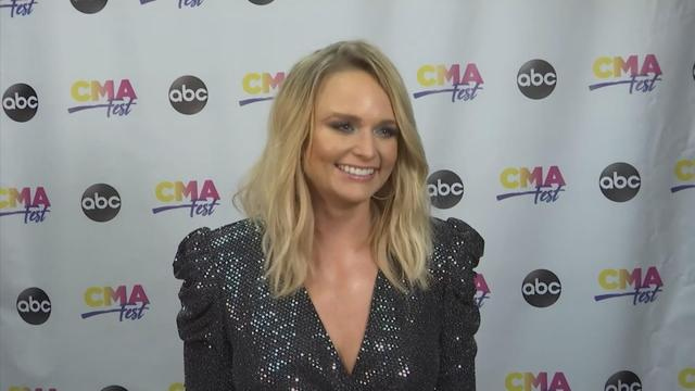 Miranda Lambert Settling Down Lyrics : Miranda Lambert