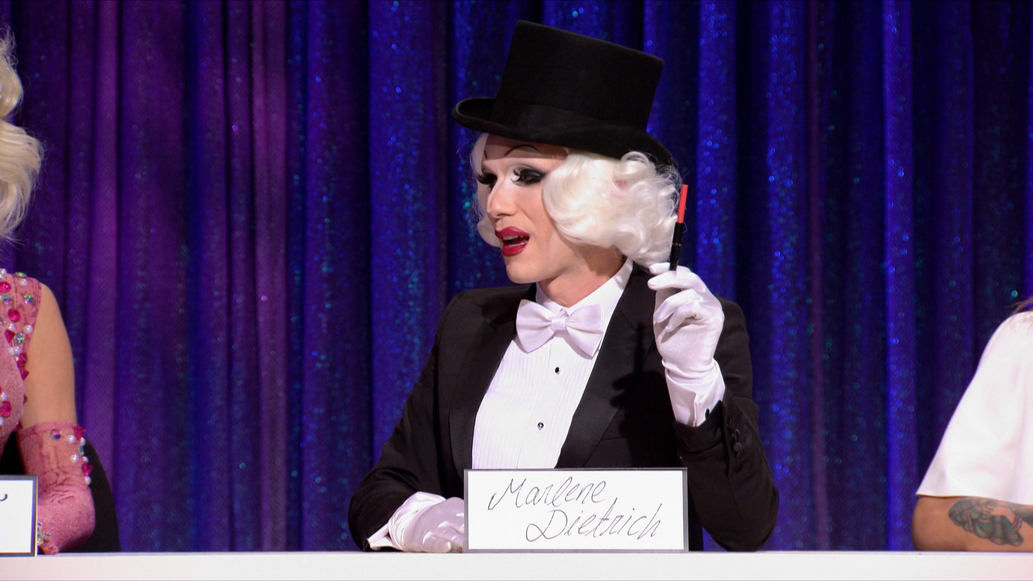 Watch RuPaul's Drag Race Season 9 Episode 6 Snatch Game Full show on