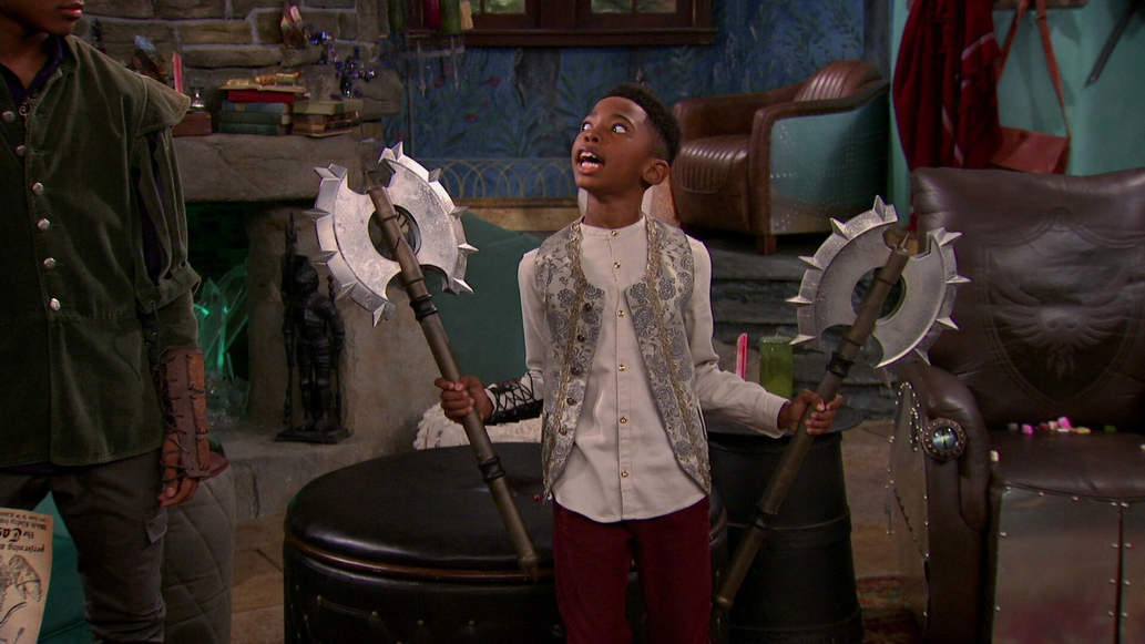 Watch Knight Squad Season 1 Episode 11 Working on the Knight Moves