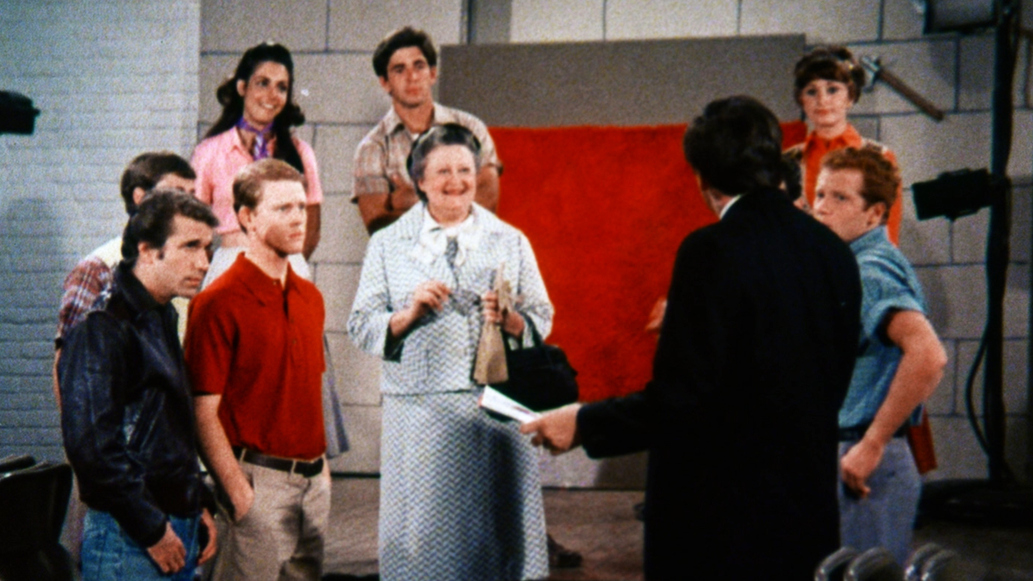 Watch Happy Days Season 2 Episode 10 A Star Is Bored Full show on CBS All Access Watch Happy Days Season 2 Episode 10 A Star Is Bored Full show on CBS All Access